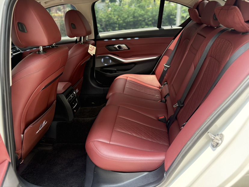 BMW 3 Series 2023 car image #8