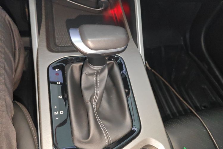 GEELY Emgrand 2023 #14 GEELY Emgrand 2023 imagen de coche #14