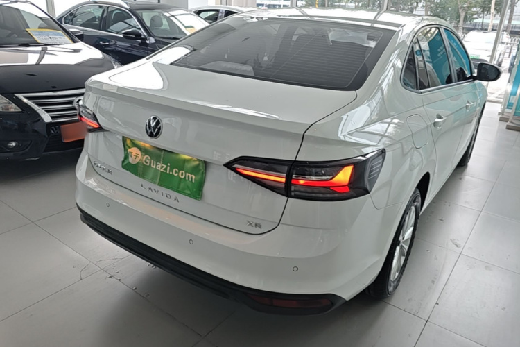 Volkswagen Lavida 2025 car image #7