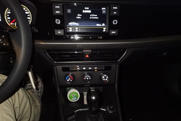 Volkswagen Lavida 2019 #13 Volkswagen Lavida 2019 car image #13