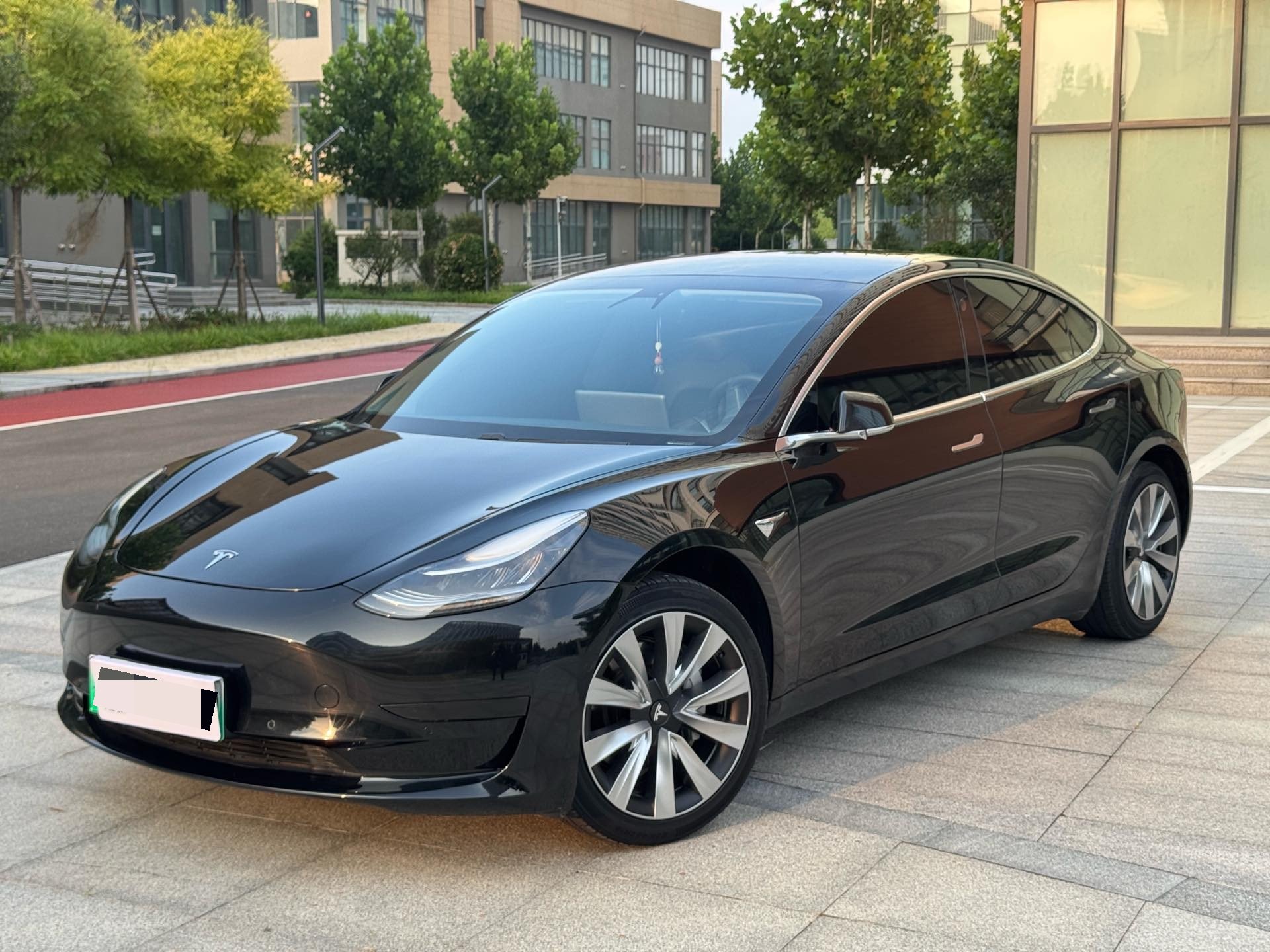 Tesla Model 3 2020 Tesla Model 3 2020 immagine di auto