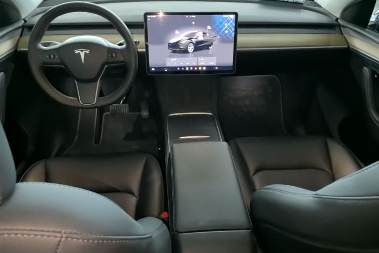 Tesla Model Y 2023 #11 Tesla Model Y 2023 صورة سيارة #11