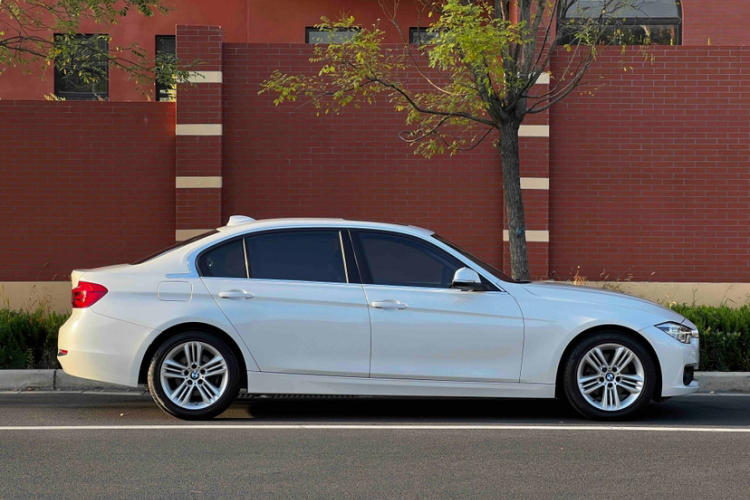 BMW 3 Series 2017 #5 BMW 3 Series 2017 imagen de coche #5