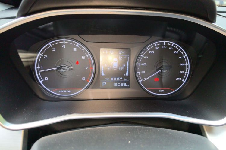 GEELY Coolray 2025 #12 GEELY Coolray 2025 car image #12