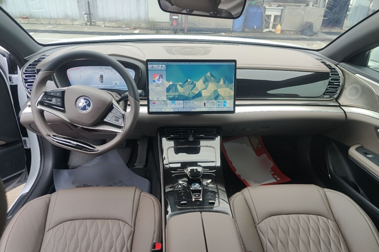 BYD Han 2022 car image #10