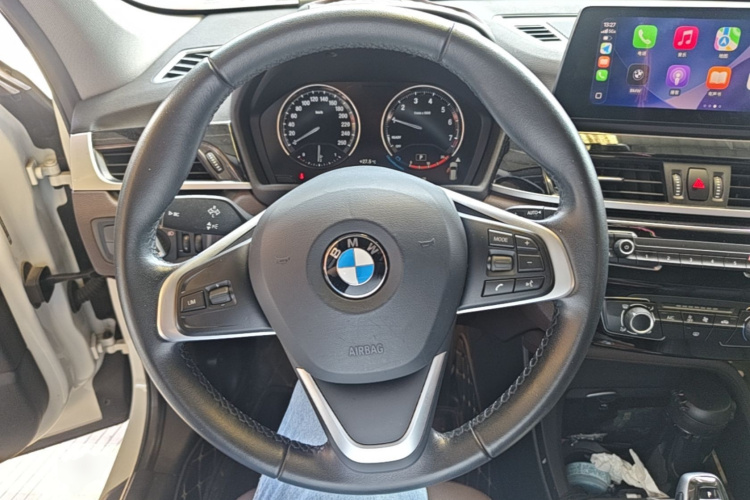 BMW X1 2021 car image #11