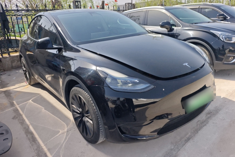Tesla Model Y 2023 #4 Tesla Model Y 2023 immagine di auto #4