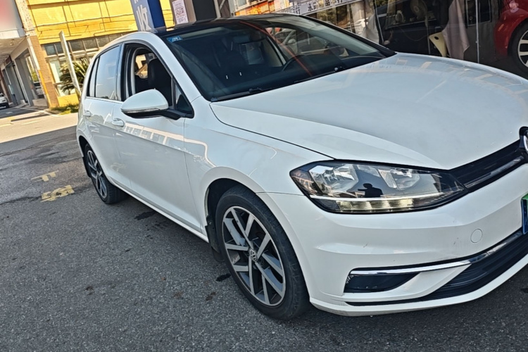 Volkswagen Golf 2020 #4 Volkswagen Golf 2020 изображение автомобиля #4