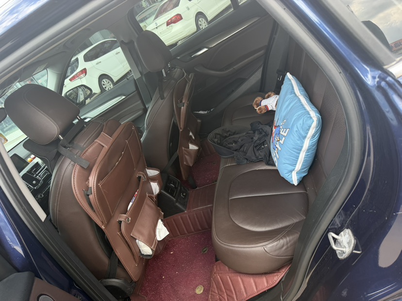 BMW X1 2017 #4 BMW X1 2017 car image #4
