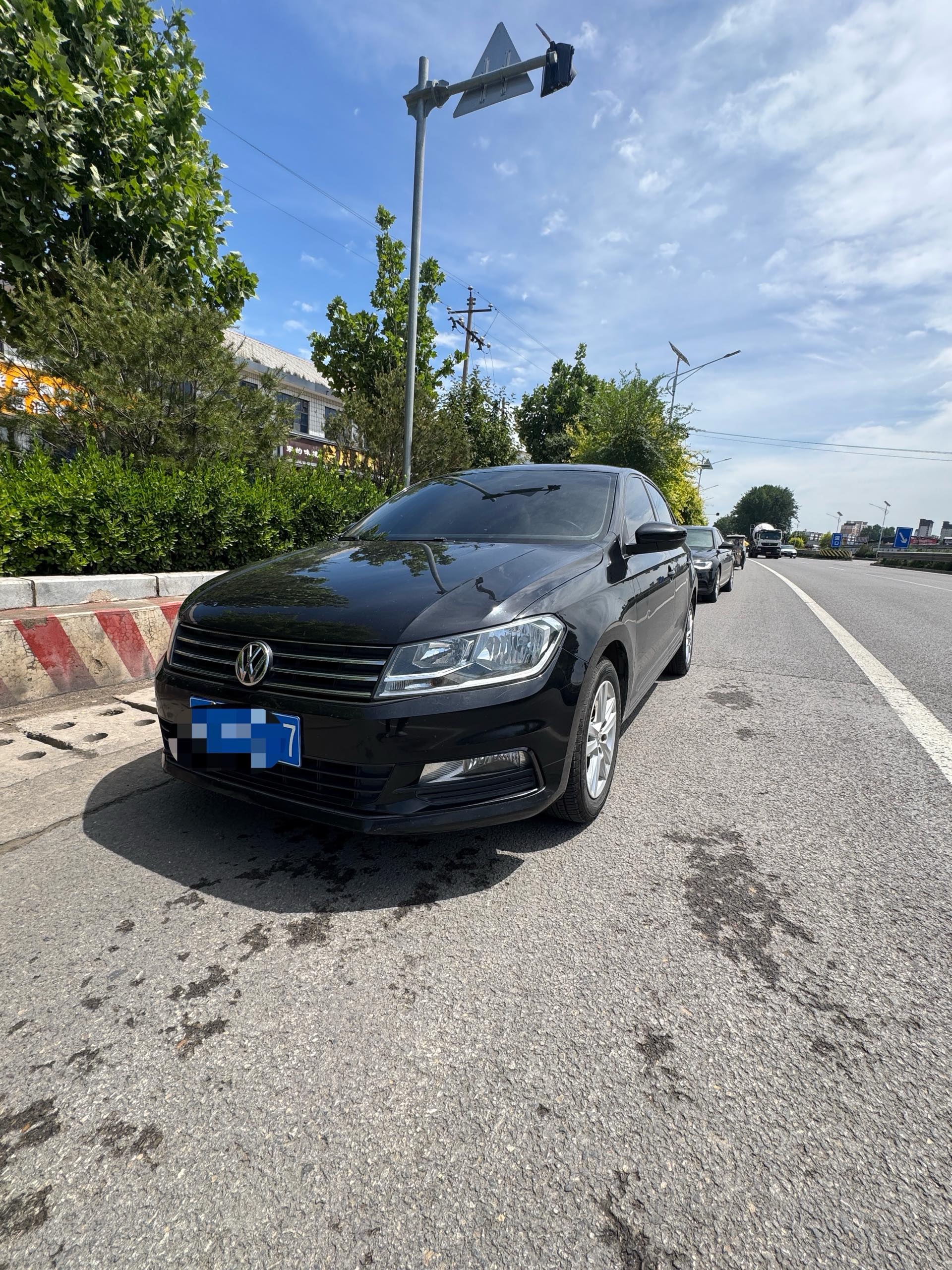 Volkswagen Santana 2018 car image 