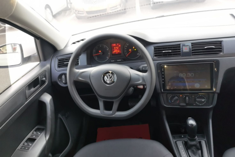 Volkswagen Santana 2019 car image #15