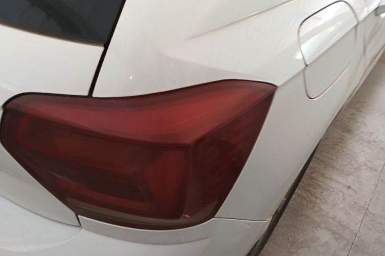 Volkswagen Polo 2023 car image #8