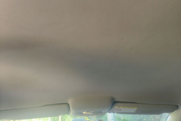 Volkswagen Polo 2015 car image #16
