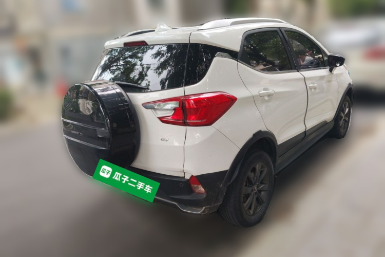 BYD Yuan New Energy 2019 car image #7