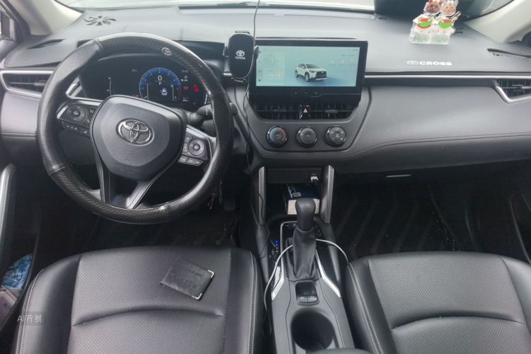 Toyota Corolla Cross 2023 car image #11