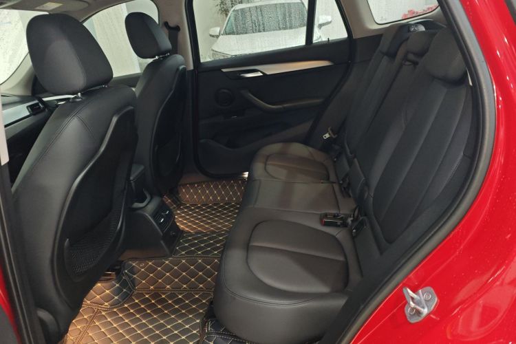 BMW X1 2019 car image #17