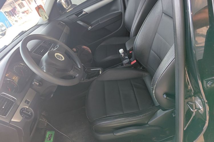 Volkswagen Lavida 2015 car image #15