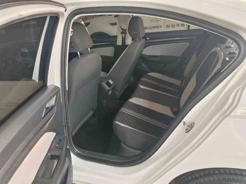 Volkswagen Bora 2024 car image #8