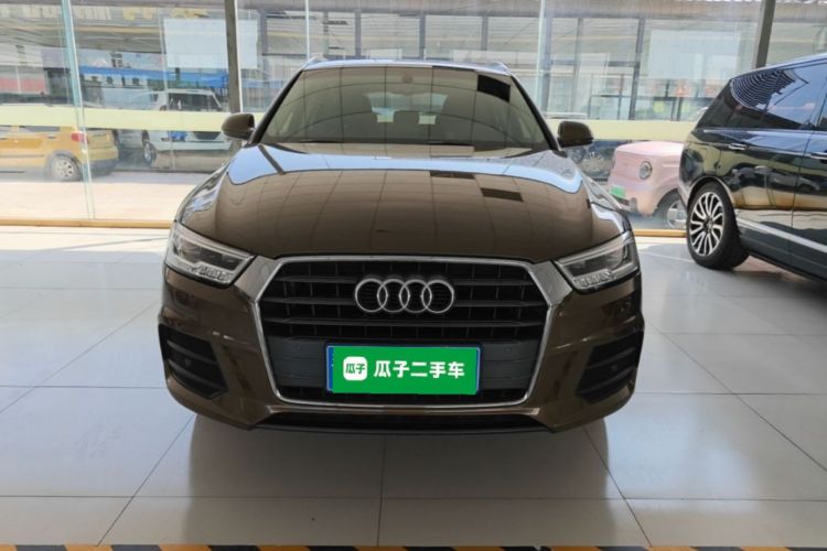 Audi Q3 2018 immagine di auto #3