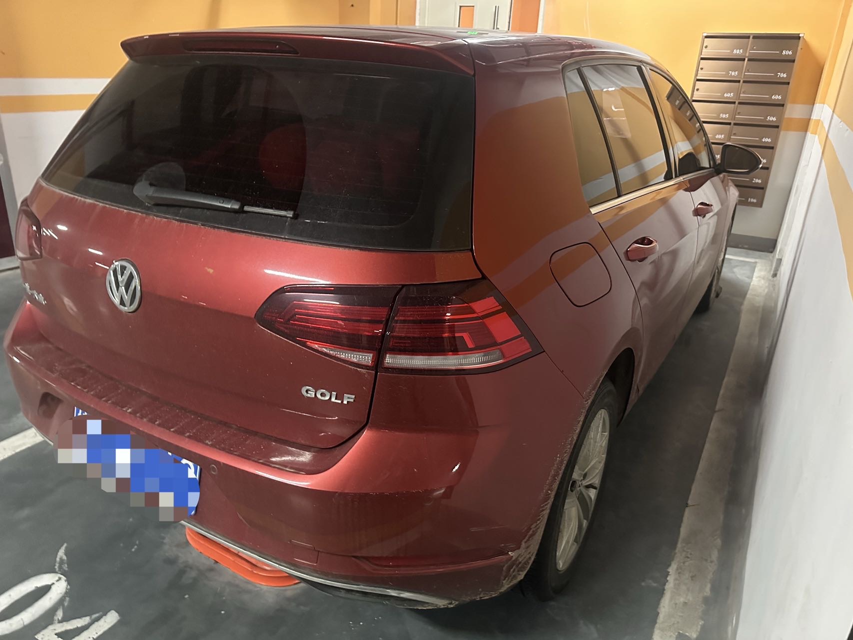 Volkswagen Golf 2018 car image #8