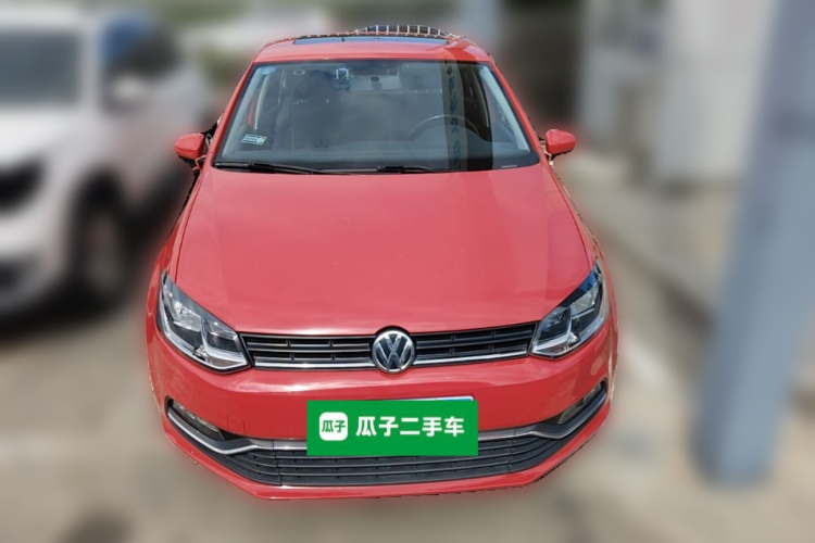 Volkswagen Polo 2016 car image #3