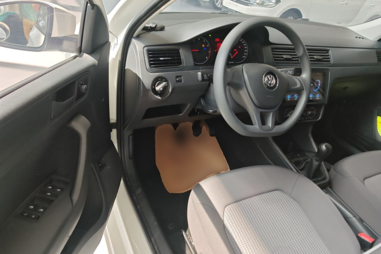 Volkswagen Santana 2019 car image #16
