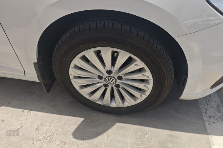 Volkswagen Lavida 2020 car image #9