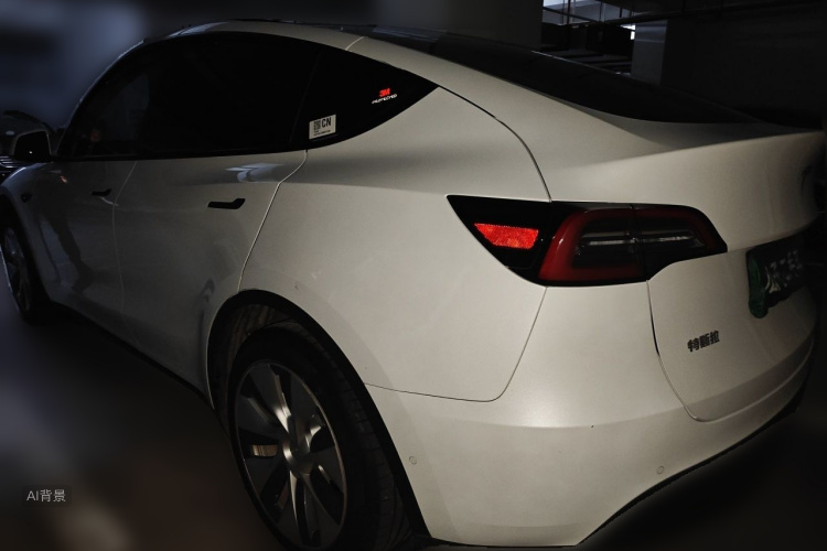 Tesla Model Y 2021 #5 Tesla Model Y 2021 car image #5