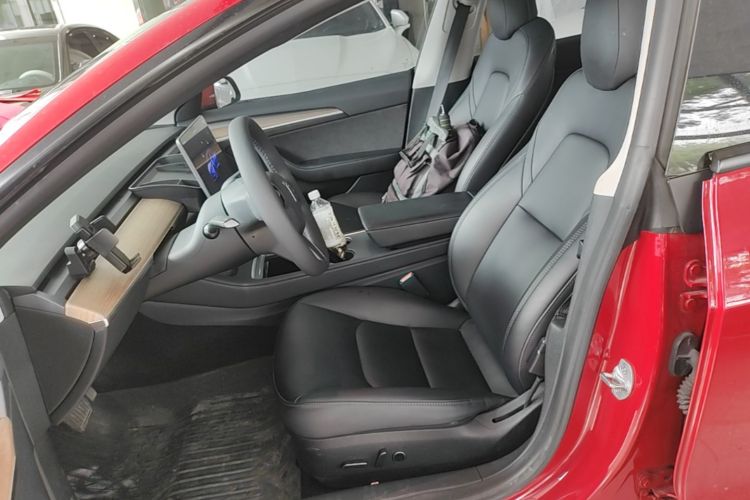 Tesla Model 3 2022 car image #24