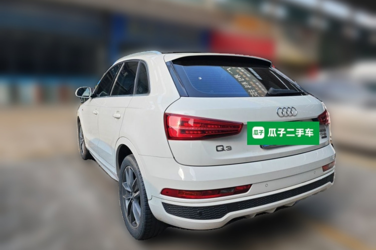 Audi Q3 2019 car image #5