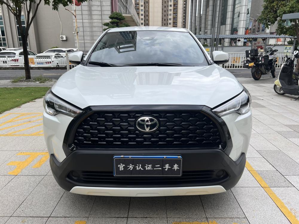 Toyota Corolla Cross 2025 #2 Toyota Corolla Cross 2025 صورة سيارة #2