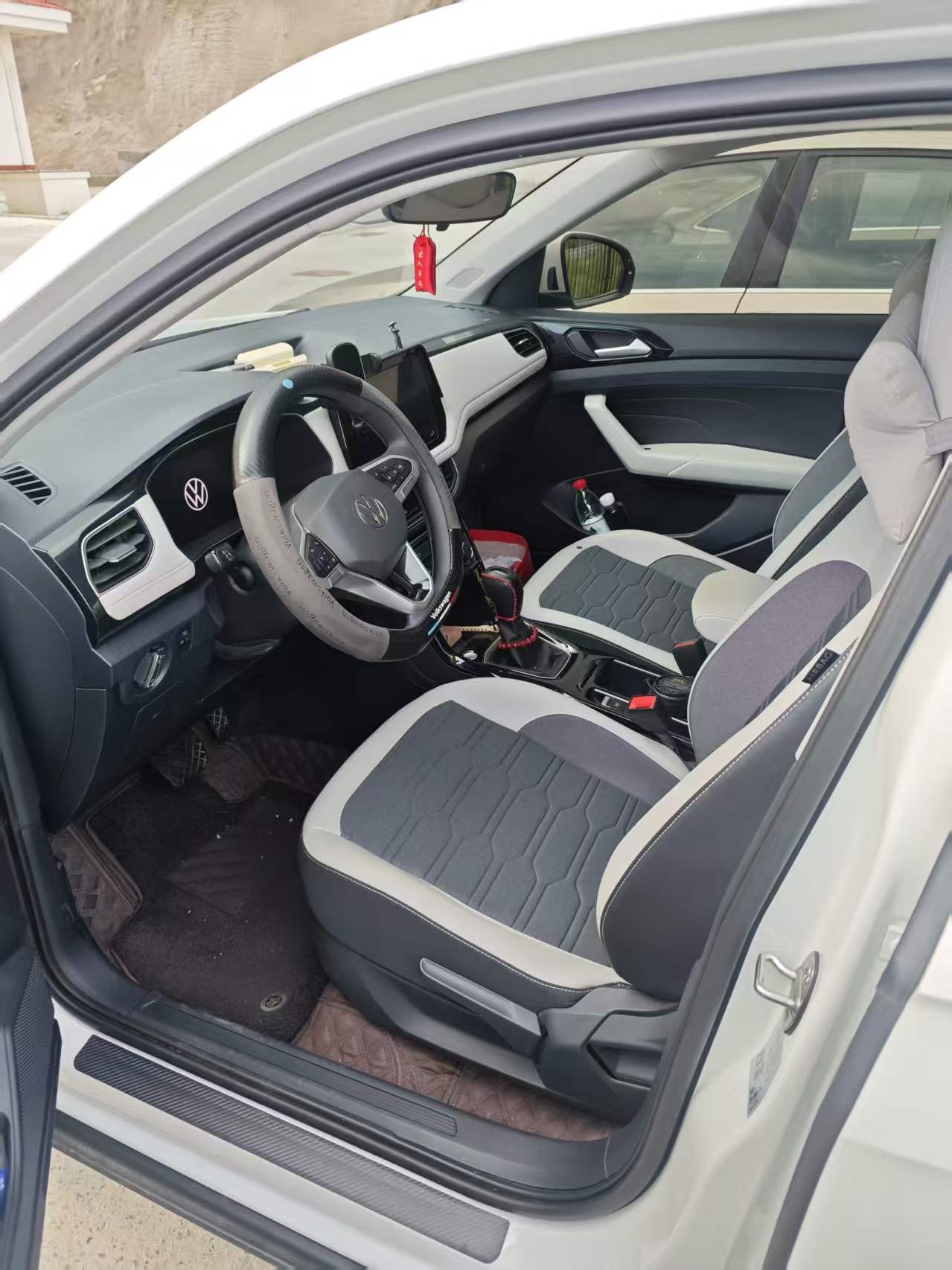 Volkswagen Tharu 2025 #4 Volkswagen Tharu 2025 car image #4