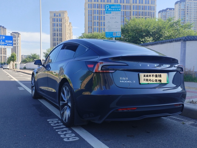 Tesla Model 3 2024 #9 Tesla Model 3 2024 car image #9