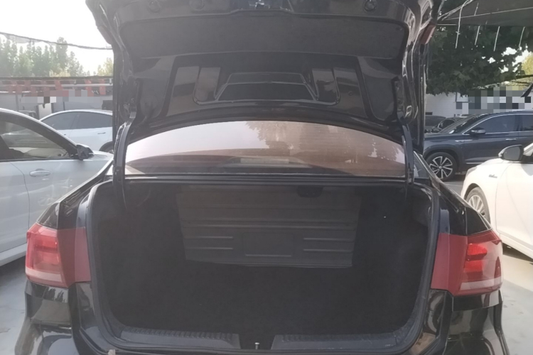 Volkswagen Santana 2016 imagem de carro #19