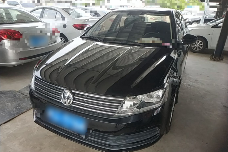 Volkswagen Lavida 2017 car image #2