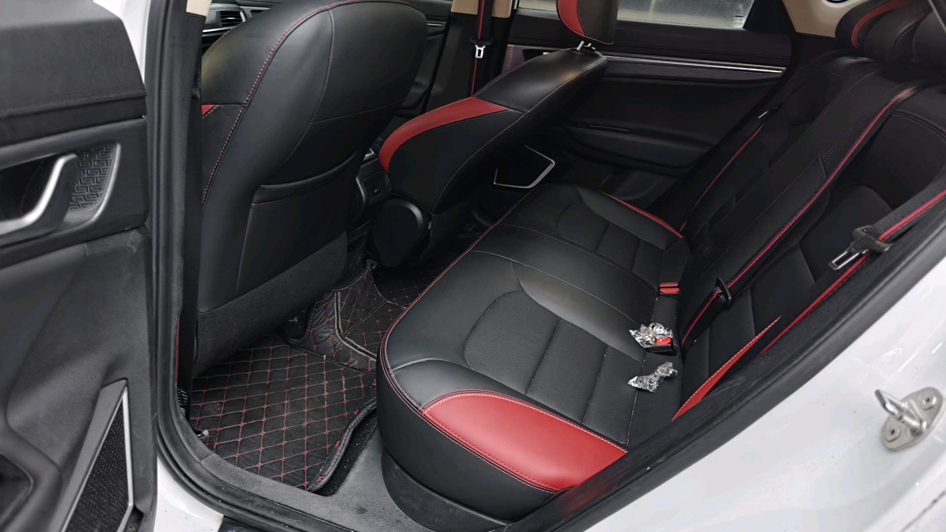 GEELY Emgrand GS 2021 #5 GEELY Emgrand GS 2021 car image #5