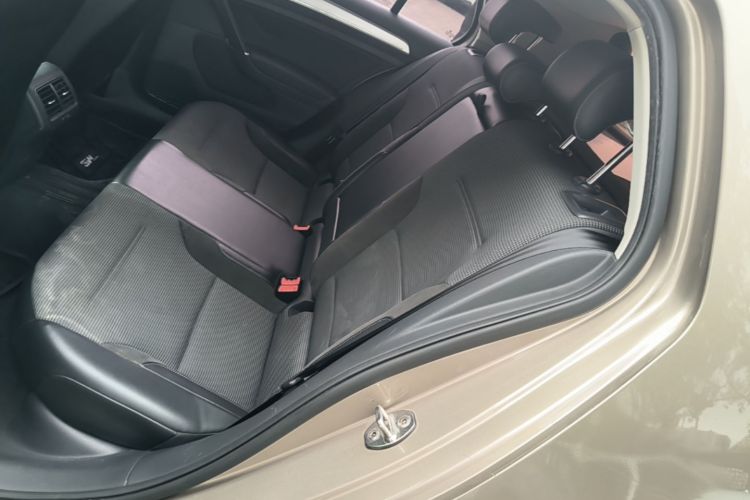 Volkswagen Golf 2017 #17 Volkswagen Golf 2017 car image #17