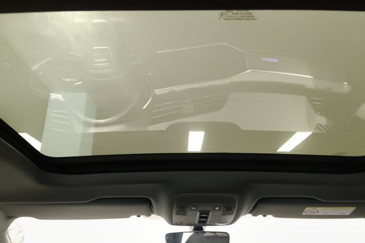 Audi Q3 2024 car image #18