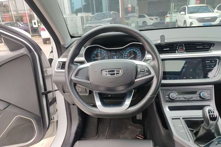 GEELY Emgrand 2020 #11 GEELY Emgrand 2020 car image #11