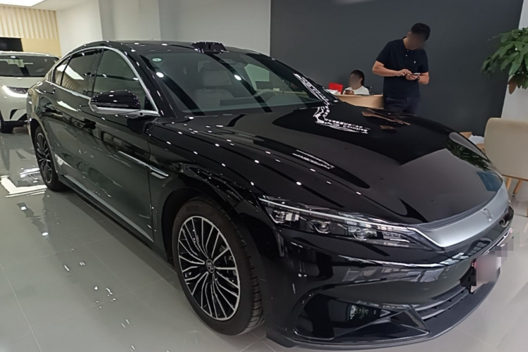 BYD Han 2025 car image #4
