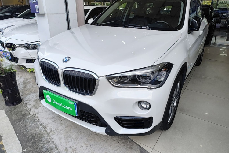 BMW X1 2018 car image #2
