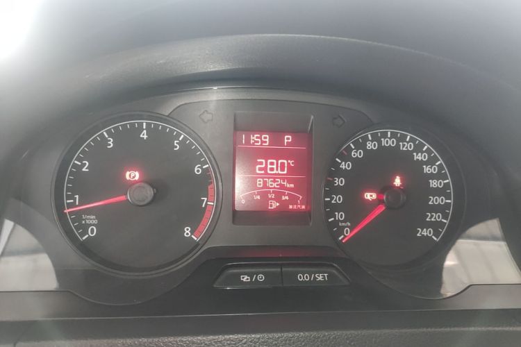 Volkswagen Santana 2016 car image #12