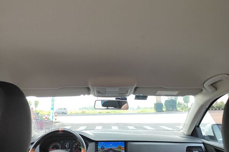 Volkswagen Lavida 2019 car image #18