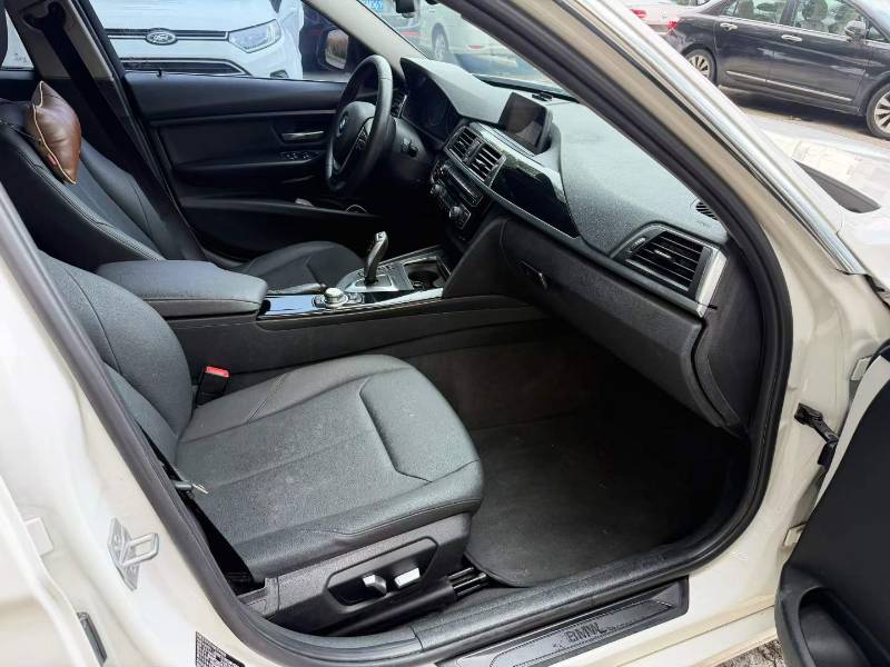 BMW 3 Series 2016 #8 BMW 3 Series 2016 car image #8
