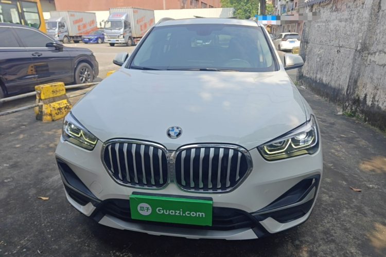 BMW X1 2020 #3 BMW X1 2020 car image #3