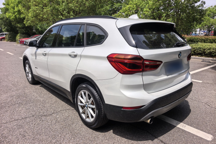 BMW X1 2017 #5 BMW X1 2017 car image #5