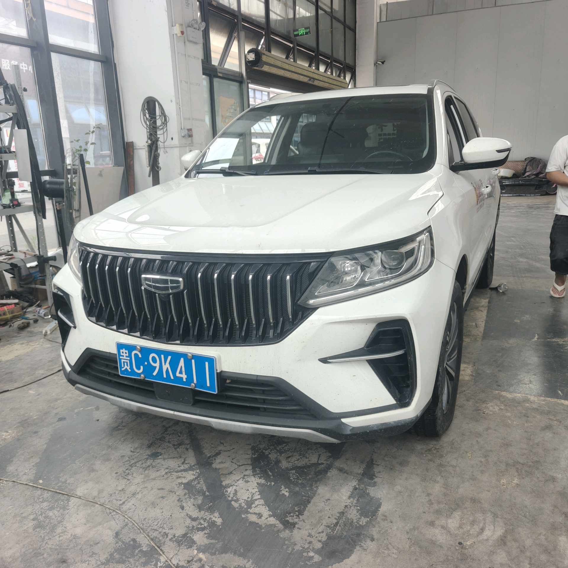 GEELY Vision X6 2023 GEELY Vision X6 2023 car image