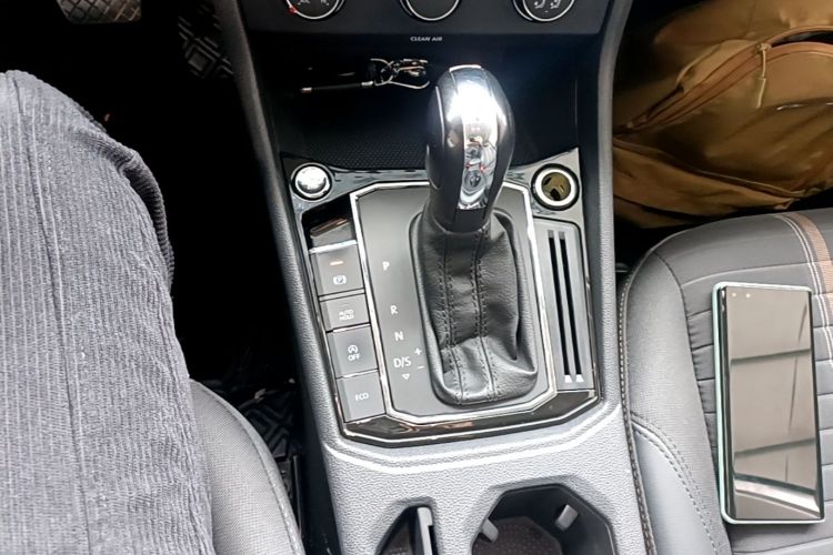 Volkswagen Lavida 2020 car image #14
