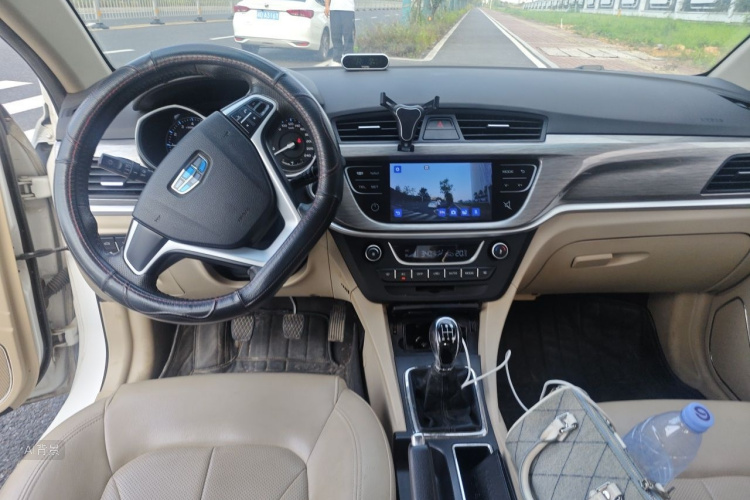 GEELY Emgrand 2017 #11 GEELY Emgrand 2017 car image #11