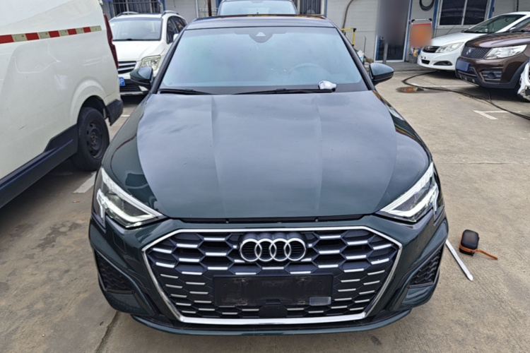 Audi A3 2021 car image #3